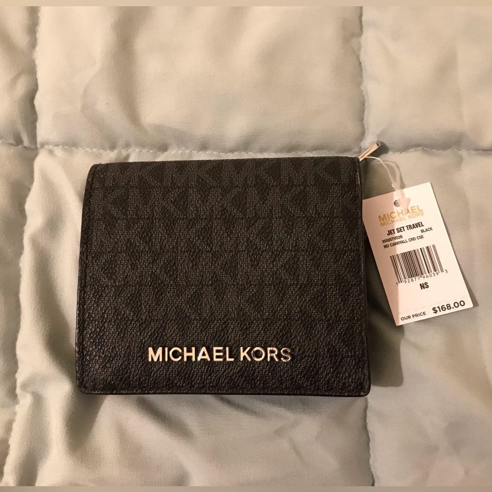Michael Kors Jet Set Travel Carryall Card Case